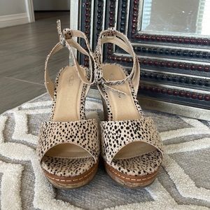 Adorable Chinese Laundry Leopard Wedges